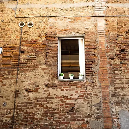 Lei Luxury San Miniato